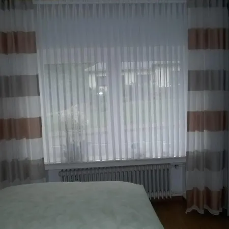 Naehe Nuerburgring In Quiddelbach, Gaestezimmer Mit Lounge Guest house *